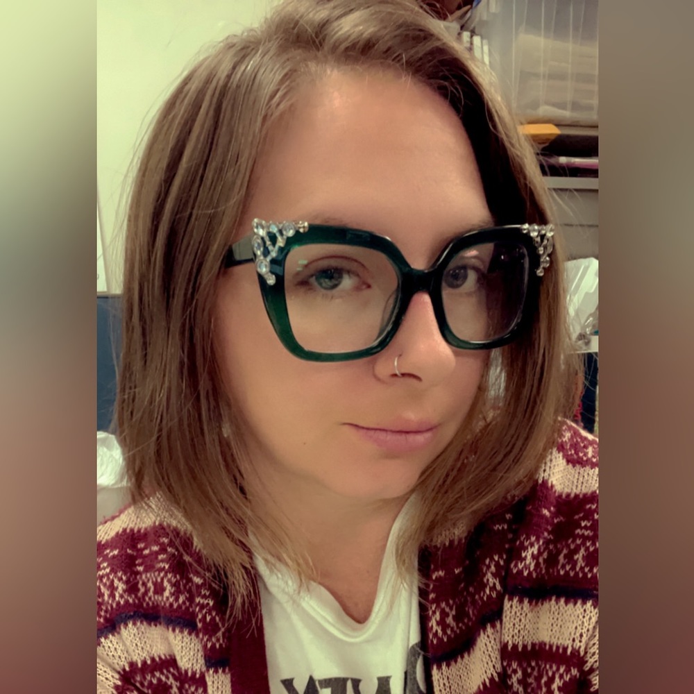 Meet your Posher, Anna